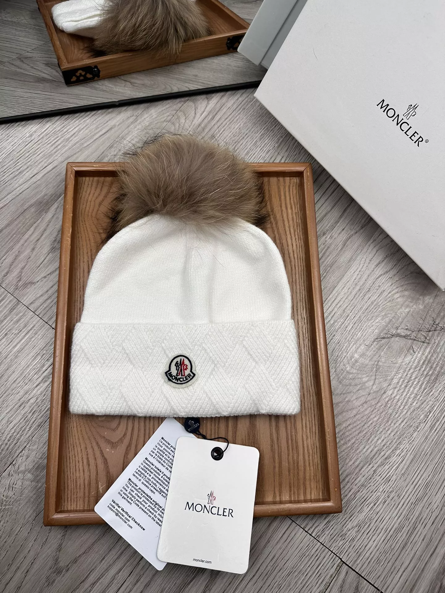 moncler casquette s_127a023